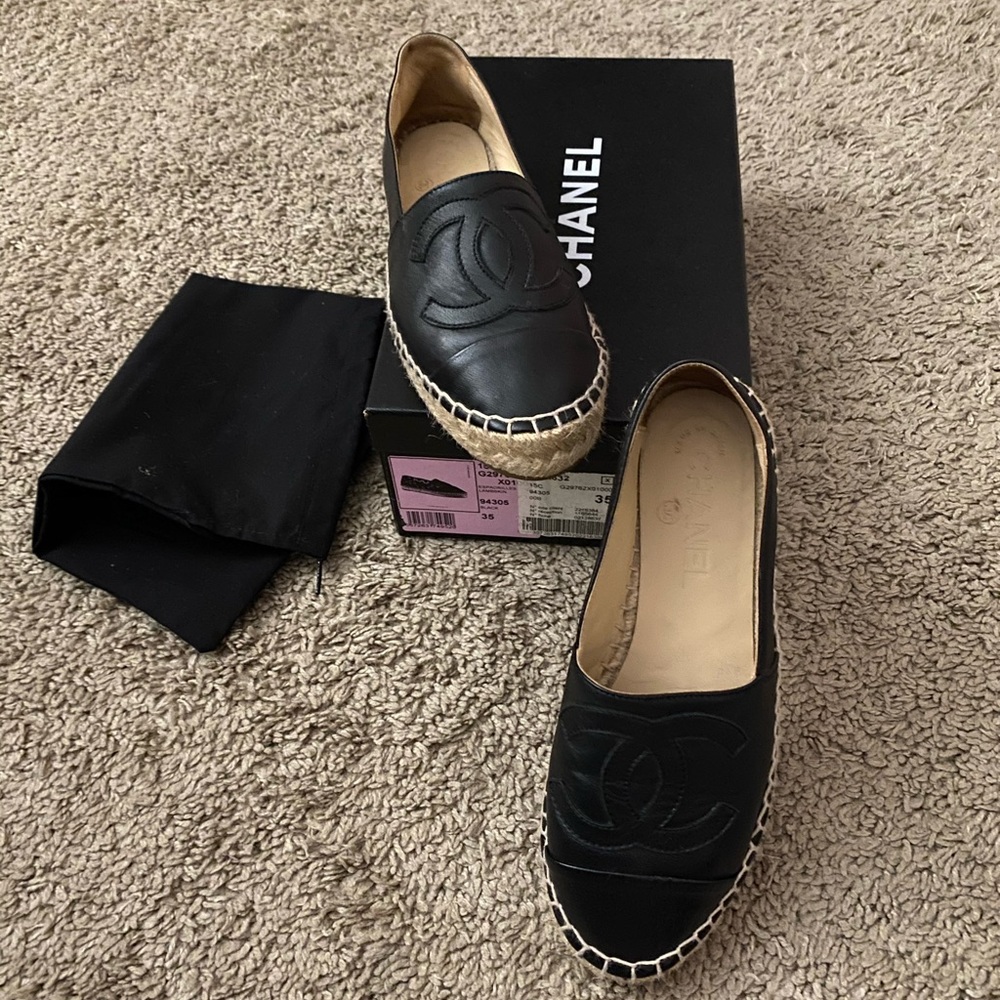 CHANEL Espadrilles Lambskin